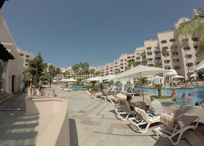 At Pueblo Bonito Rose' And Hotel 5*